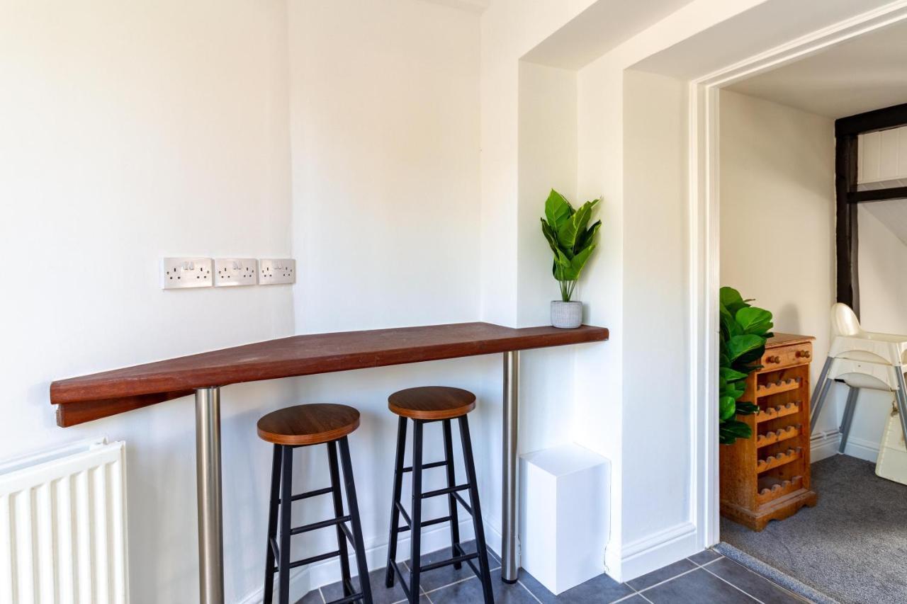 Family Friendly Cottage With Bunk Beds And Courtyard Malmesbury Exterior foto
