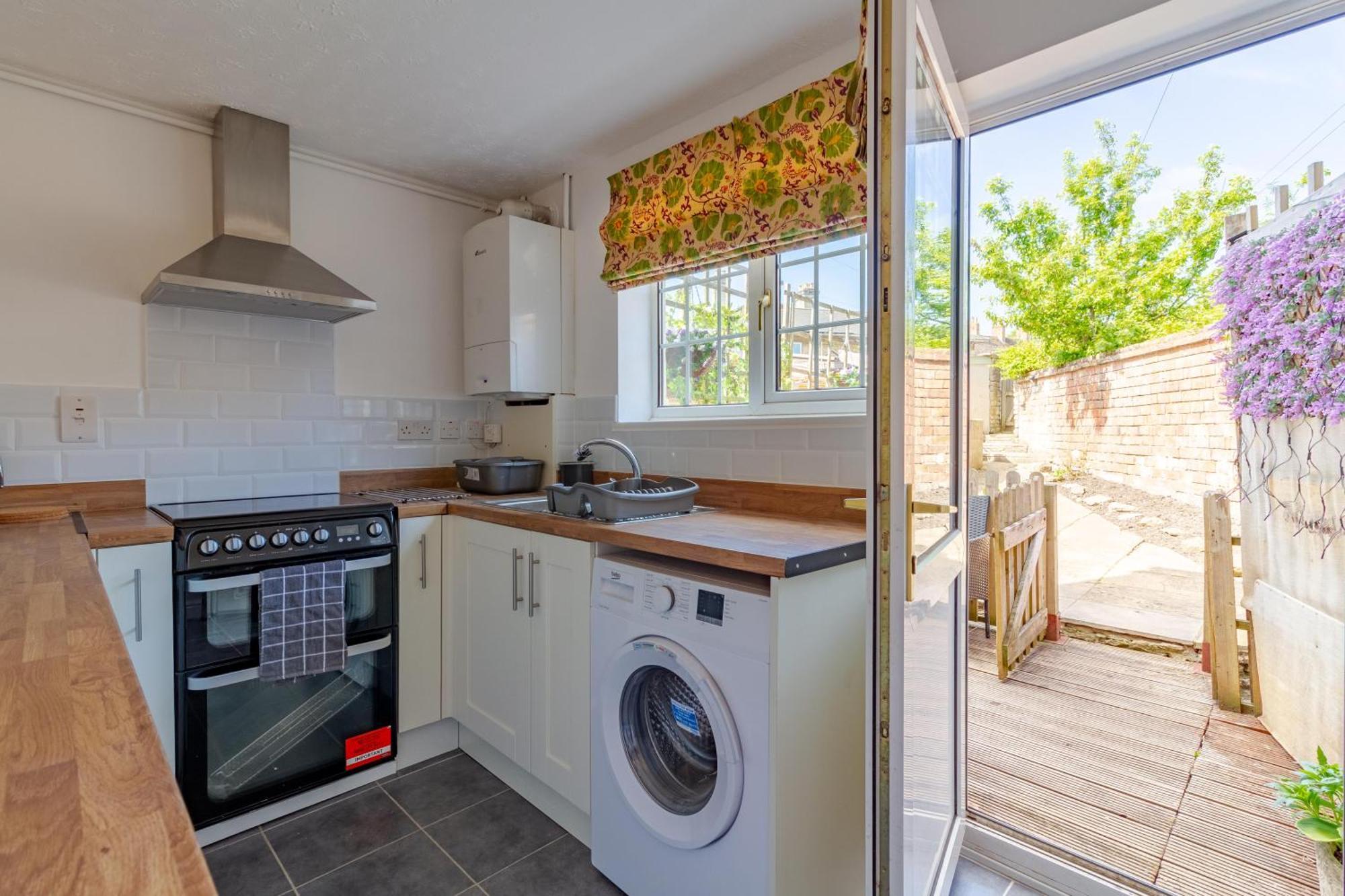 Family Friendly Cottage With Bunk Beds And Courtyard Malmesbury Exterior foto
